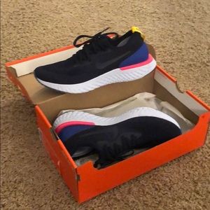 Womens Nike Epic React Flyknit size 10
